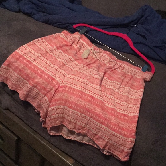 Shorts - Picture 4 of 5